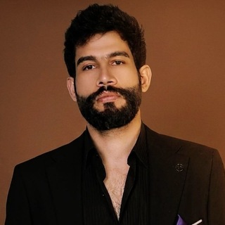 الاستاذ حسن الحسيني👑