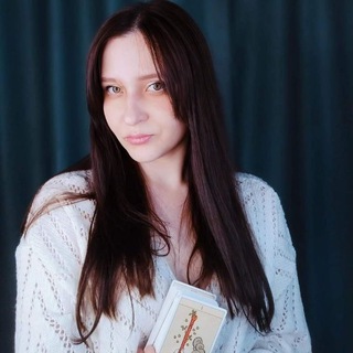 Анна Левенцова