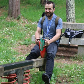 Néstor González