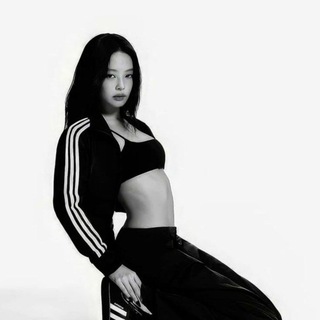 “ 𐁊 : [ Model ── (&.)