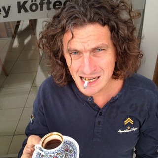ресторан «путіна їблом об тейбл»