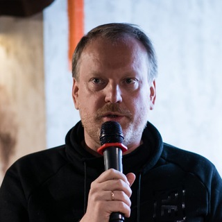 Роман Ефремов