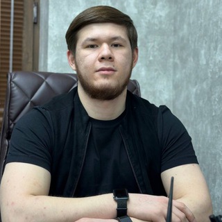 Главный менеджер Рустам