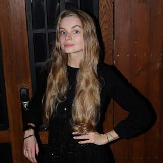 Ая 👸🏼