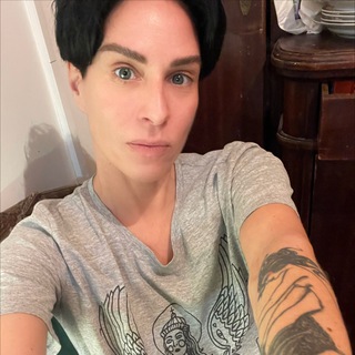 Арина Холина