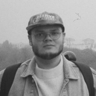 Максим Усенко