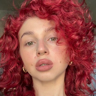 Анна Дукис 🐍