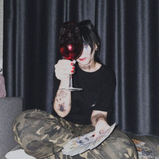 :)🍸