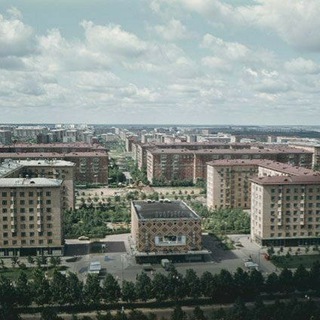 Ломоносовский 15, 19