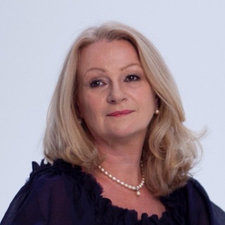 🍎 Елена Комарова