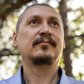 Artur Zotov