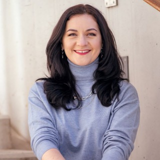 Irina Pro Business English