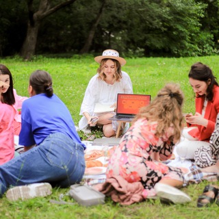 Fluent meetings PHOTO