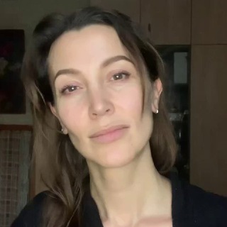 Katerina Pereladova Мета-психолог, Преподаватель, Энергопрактик, Переводчик