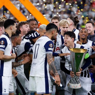 Tottenham Hotspurs Uzbekistan 🇺🇿 🇬🇧